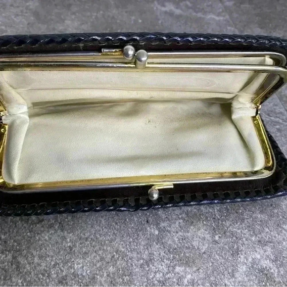 Vintage hand-tooled and painted leather wallet - Picture 5 of 8